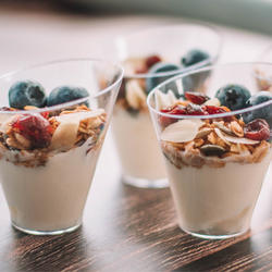 Yogurt, fruit and granola